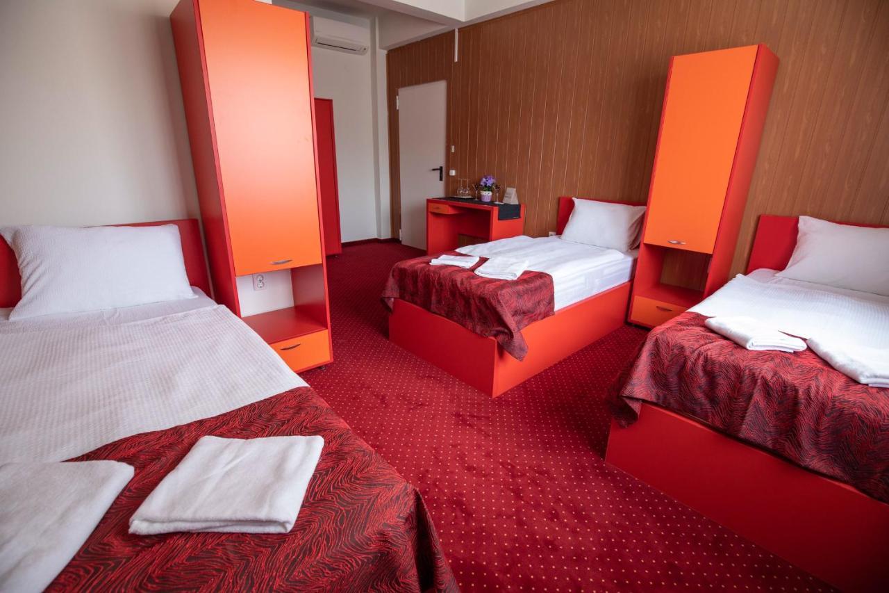 Nepliget Hotel Βουδαπέστη Εξωτερικό φωτογραφία