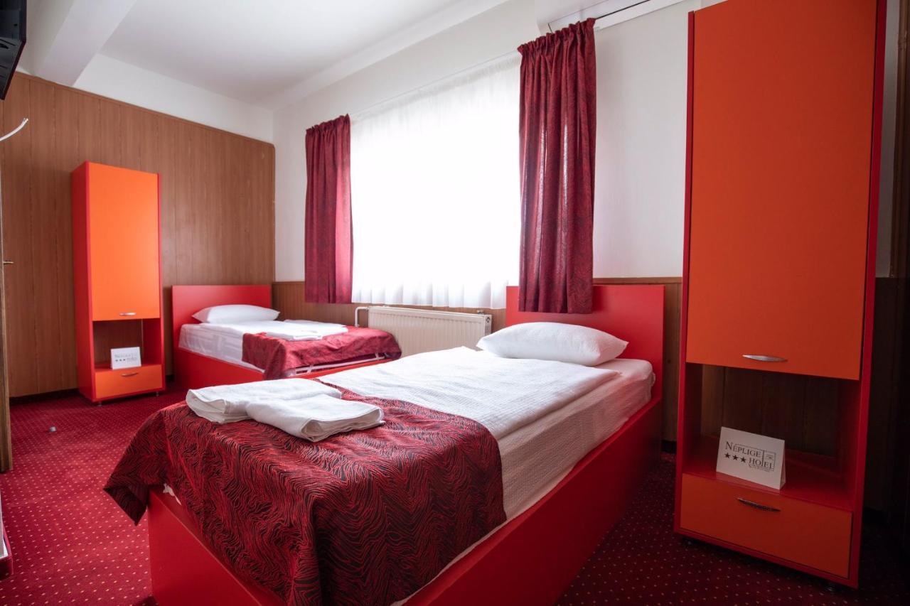 Nepliget Hotel Βουδαπέστη Εξωτερικό φωτογραφία