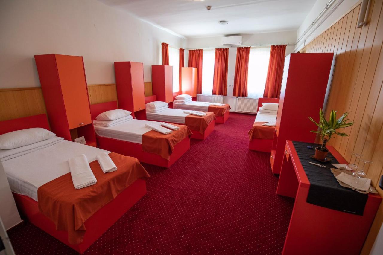 Nepliget Hotel Βουδαπέστη Εξωτερικό φωτογραφία